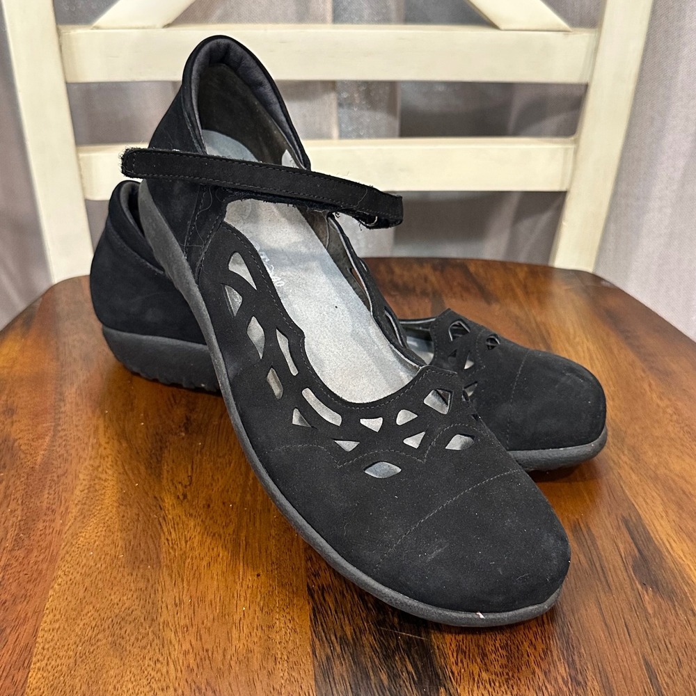 Naot Kirei Mary Jane Flats Womens Black Suede Gorpcore Comfort Shoe Size 40